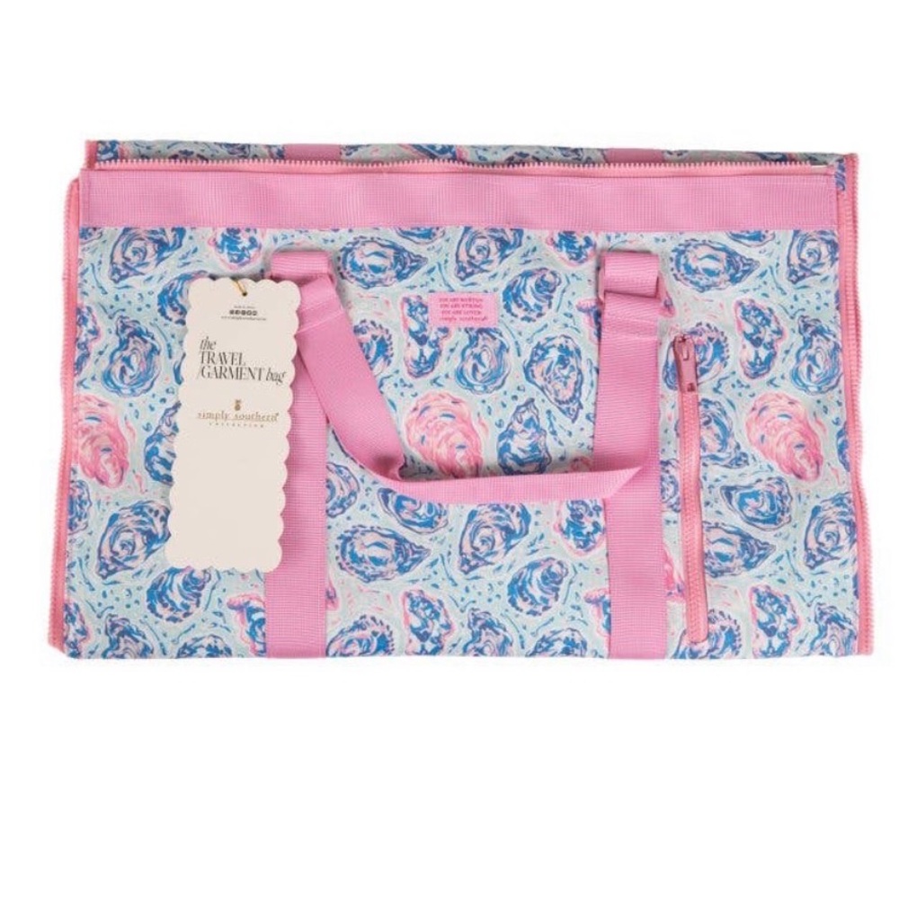 BNWT Simply Southern Oyster Duffle Bag